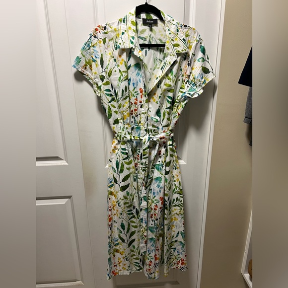 Aakaa Dresses & Skirts - Floral Dress